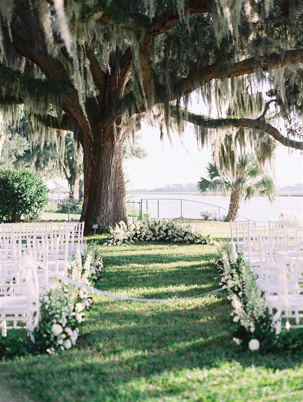 Beaulieu Estate Savannah Georgia Wedding photographed by destination photographer Hannah Forsberg on FIlm 001.JPG