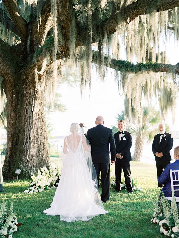 Beaulieu Estate Savannah Georgia Wedding photographed by destination photographer Hannah Forsberg on FIlm 005.JPG