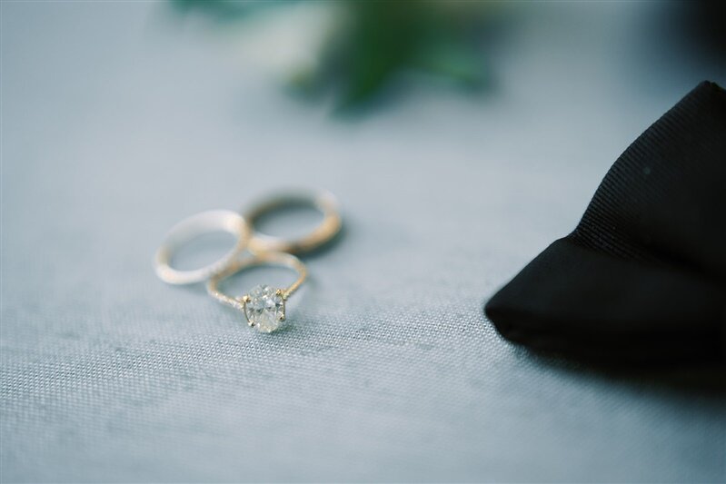 Beaulieu Estate Savannah Georgia Wedding photographed by destination photographer Hannah Forsberg on FIlm 019.JPG
