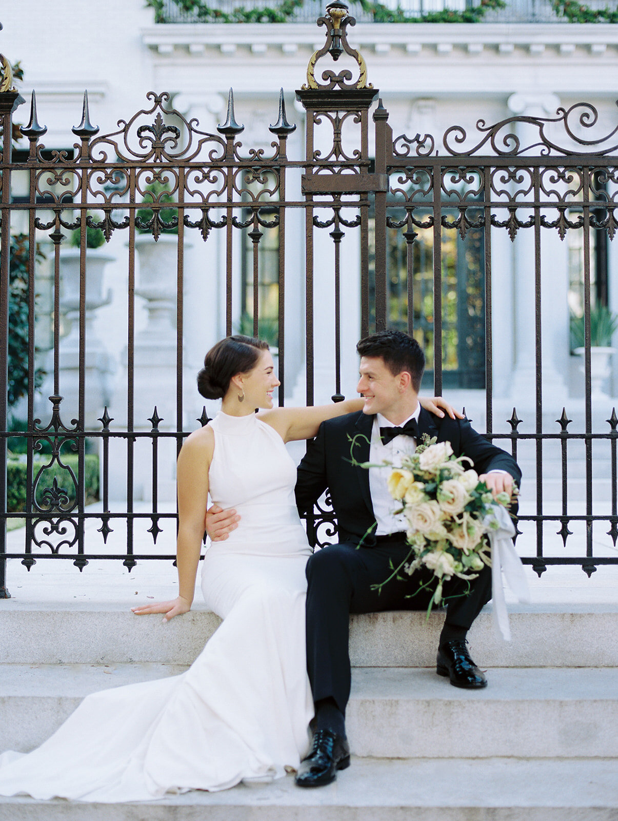 Armstrong House & Forsyth Park Savannah, GA Elopement and Wedding Photos - By Hannah Forsberg | www.hannahforsberg.co | Destination & Wedding photographer-0011.JPG