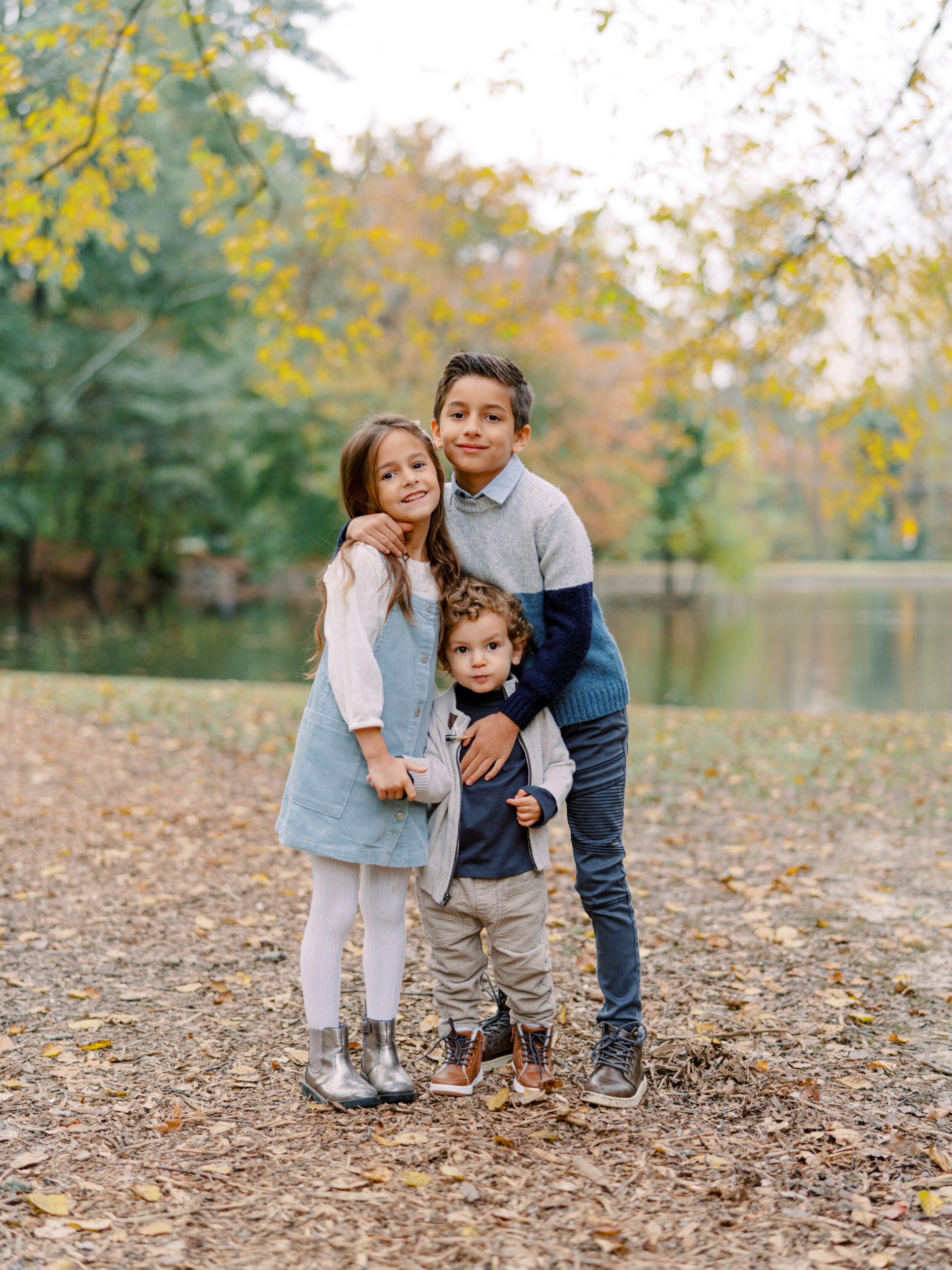 buckhead-atlanta-family-photos-Duck-pond-hannah-forsberg-film-photographer-6.jpg