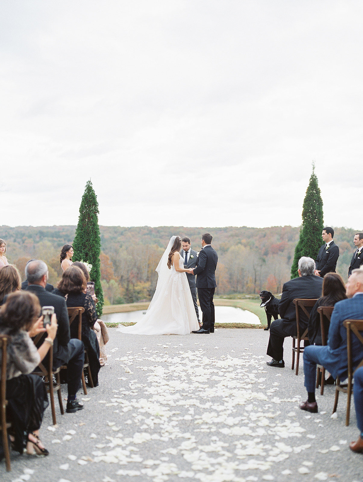 montaluce-winery-wedding-dahlonega-fine-art-film-hannah-forsberg-atlanta-photographer-4.jpg