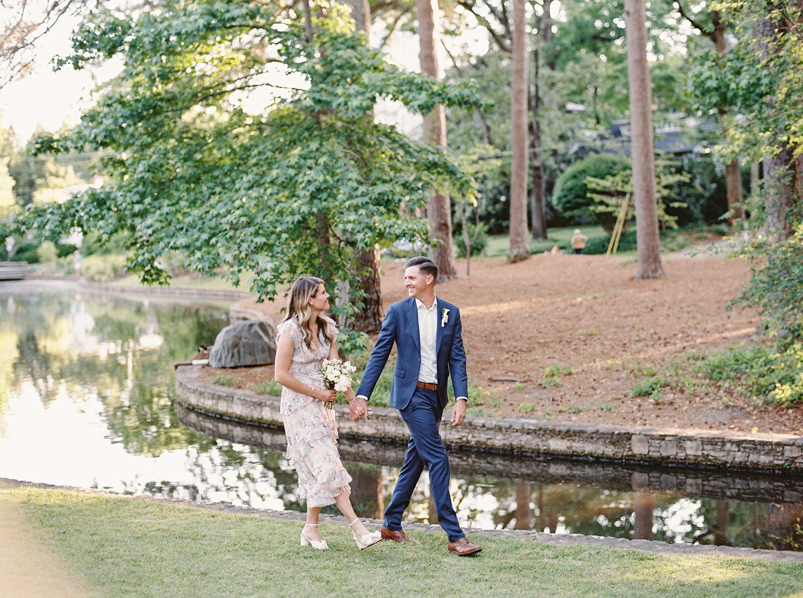 atlanta-wedding-photographer-buckhead-park-elopement-hannah-forsberg005.JPG