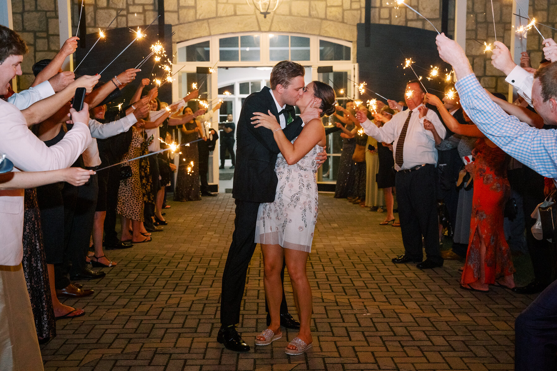 Foxhall Resort Wedding at Stables Legacy Lookout - Atlanta Film Wedding Photographer Hannah Forsberg-29.jpg