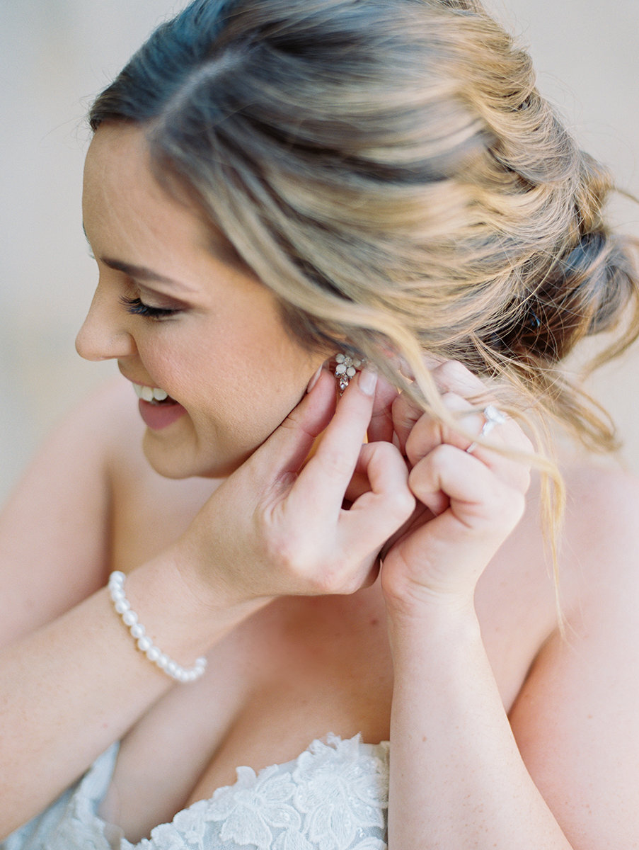 www.hannahforsberg.co-kayla-stephen-wedding-portraits-8.jpg