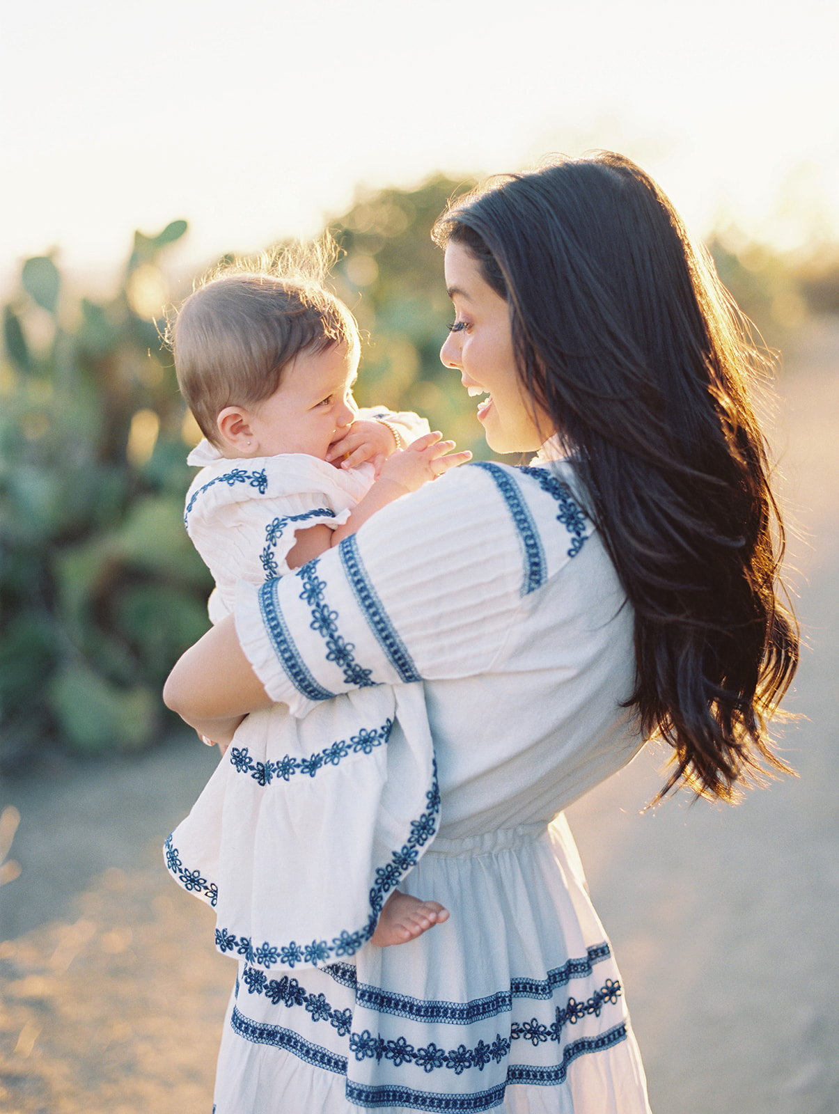 Mother and daughter newborn family photos Atlanta photographer Hannah Forsberg