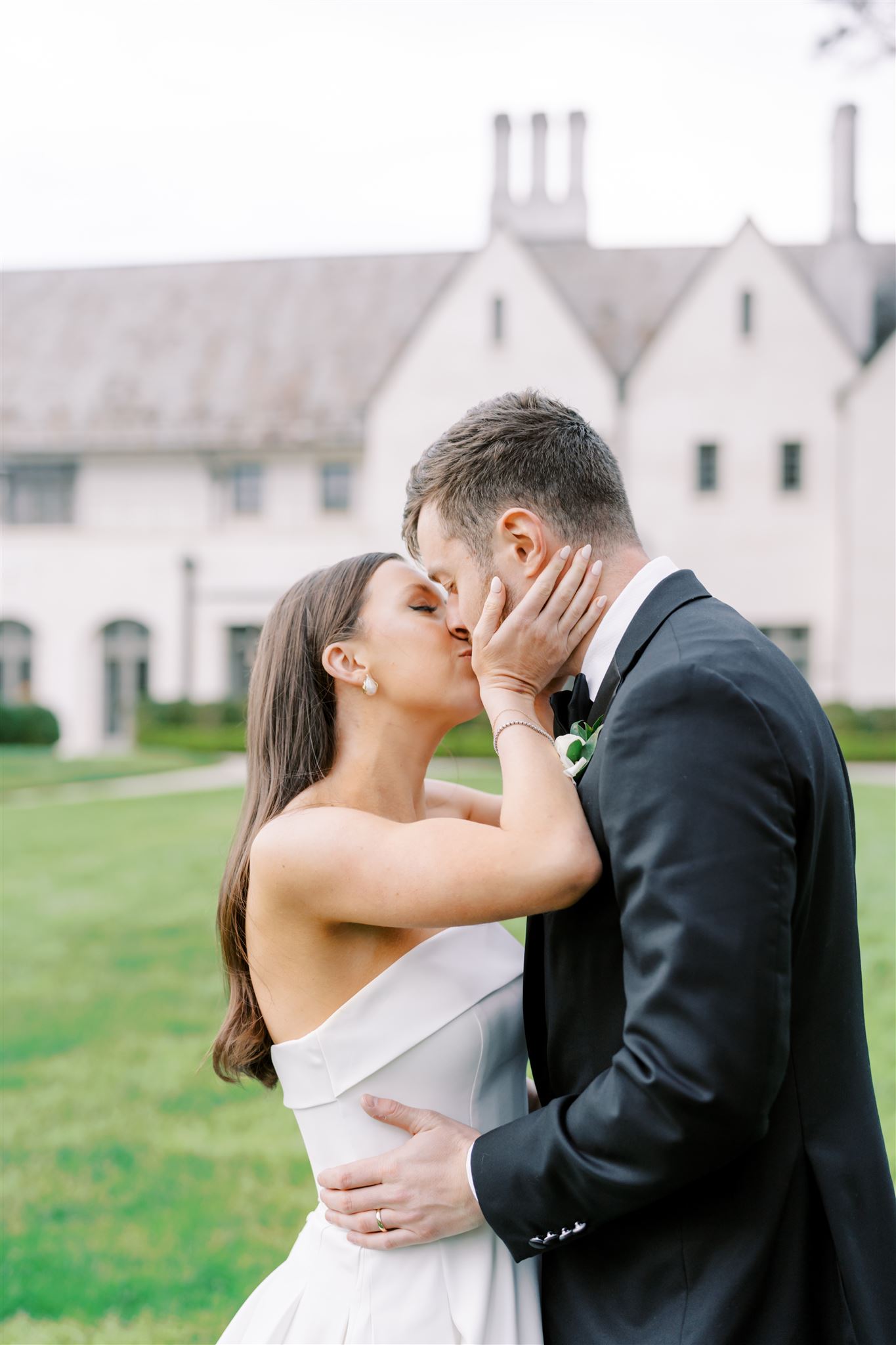 timeless classic wedding photography atlanta fine art film portrait cherokee peachtree town and country club hannah forsberg